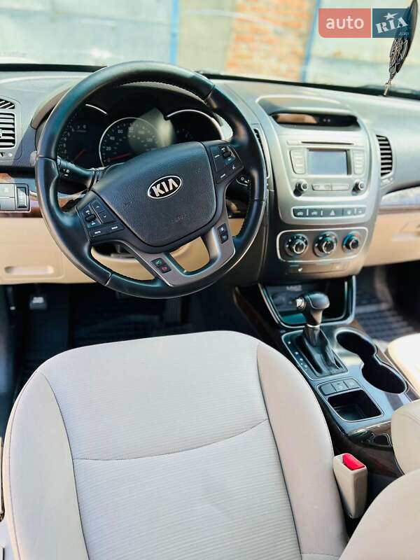 Позашляховик / Кросовер Kia Sorento 2013 в Балаклії