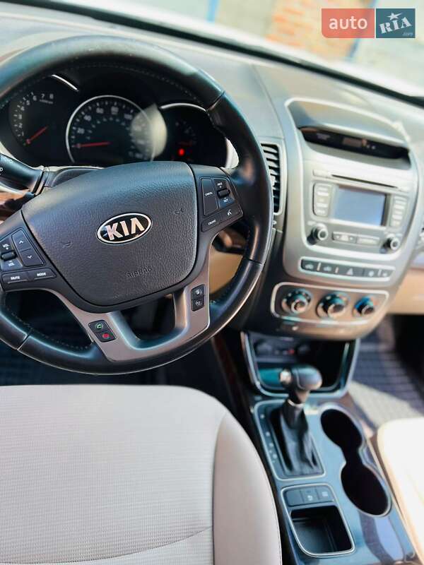 Позашляховик / Кросовер Kia Sorento 2013 в Балаклії
