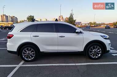 Внедорожник / Кроссовер Kia Sorento 2017 в 