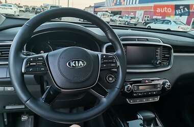 Позашляховик / Кросовер Kia Sorento 2017 в Києві