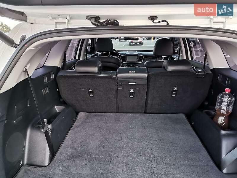 Позашляховик / Кросовер Kia Sorento 2017 в Києві