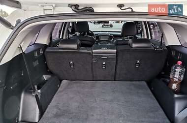 Внедорожник / Кроссовер Kia Sorento 2017 в 