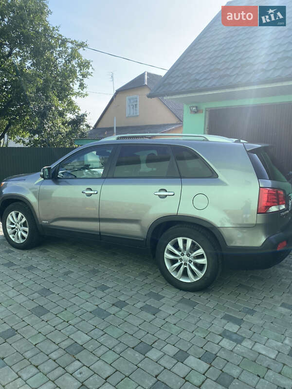 Внедорожник / Кроссовер Kia Sorento 2011 в Любомле фото 4 Внедорожник / Кроссовер Kia Sorento 2011 в Любомле