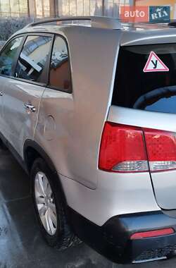 Внедорожник / Кроссовер Kia Sorento 2010 в 