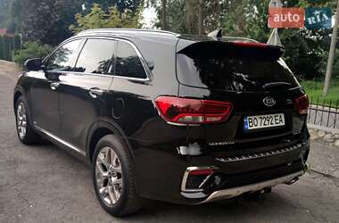 Внедорожник / Кроссовер Kia Sorento 2018 в 