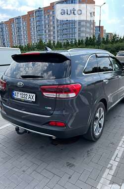 Позашляховик / Кросовер Kia Sorento 2015 в Івано-Франківську