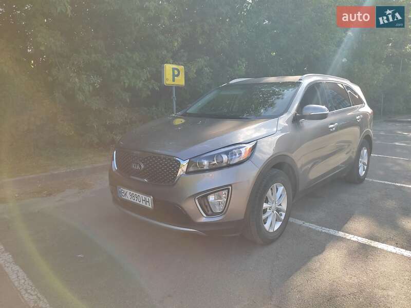 Позашляховик / Кросовер Kia Sorento 2016 в Кам'янець-Подільському