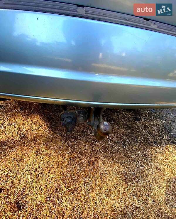 Позашляховик / Кросовер Kia Sorento 2003 в Києві