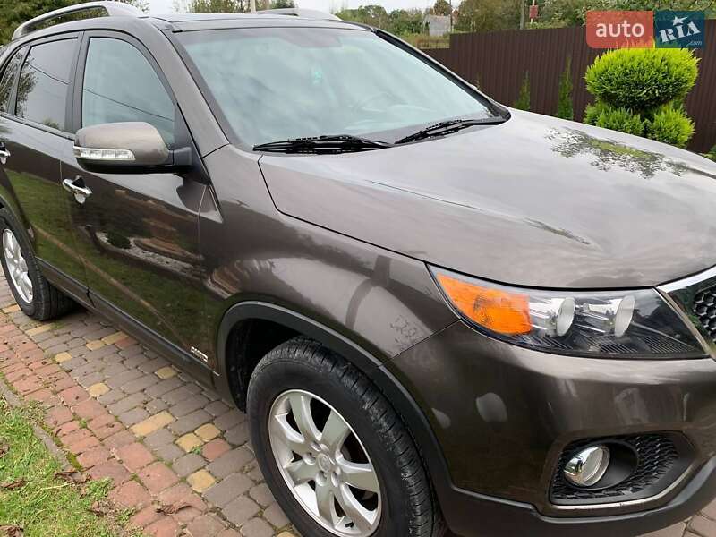 Позашляховик / Кросовер Kia Sorento 2011 в Городку