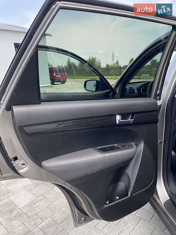 Внедорожник / Кроссовер Kia Sorento 2012 в Калуше фото 16 Внедорожник / Кроссовер Kia Sorento 2012 в Калуше