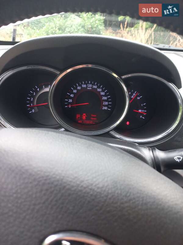 Позашляховик / Кросовер Kia Sorento 2010 в Бершаді фото 8 Позашляховик / Кросовер Kia Sorento 2010 в Бершаді