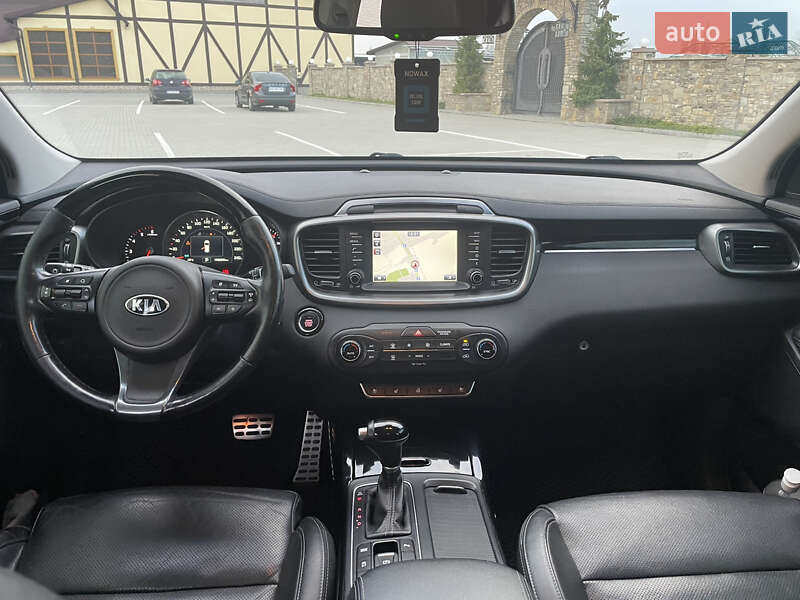 Внедорожник / Кроссовер Kia Sorento 2017 в Кицмани фото 5 Внедорожник / Кроссовер Kia Sorento 2017 в Кицмани