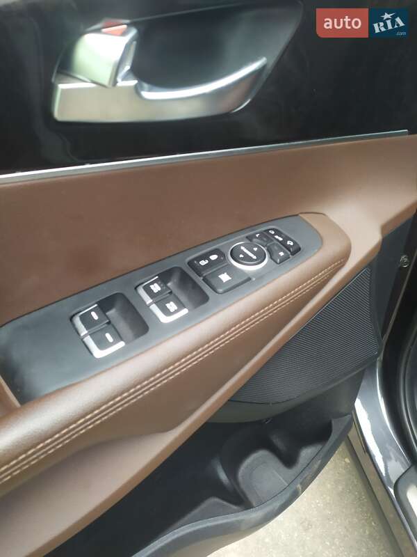 Внедорожник / Кроссовер Kia Sorento 2017 в Сумах фото 5 Внедорожник / Кроссовер Kia Sorento 2017 в Сумах