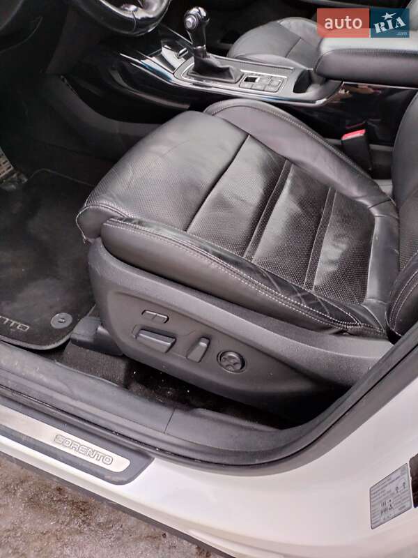 Позашляховик / Кросовер Kia Sorento 2014 в Івано-Франківську фото 8 Позашляховик / Кросовер Kia Sorento 2014 в Івано-Франківську