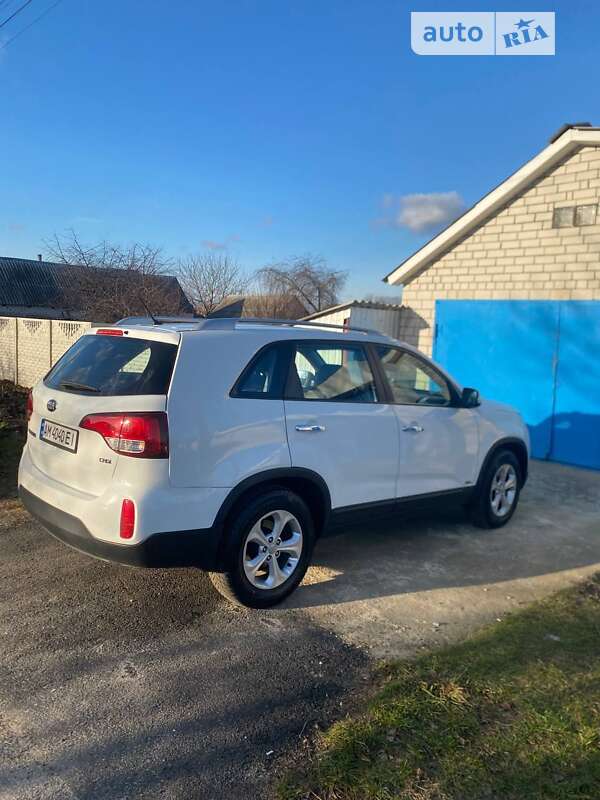 Позашляховик / Кросовер Kia Sorento 2013 в Житомирі