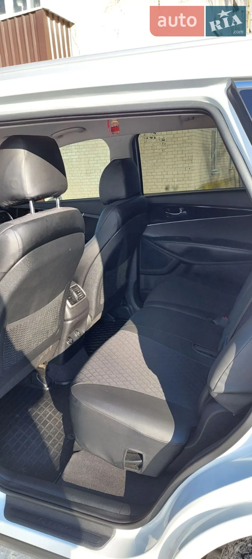 2017 Kia Sorento - мініатюра 8