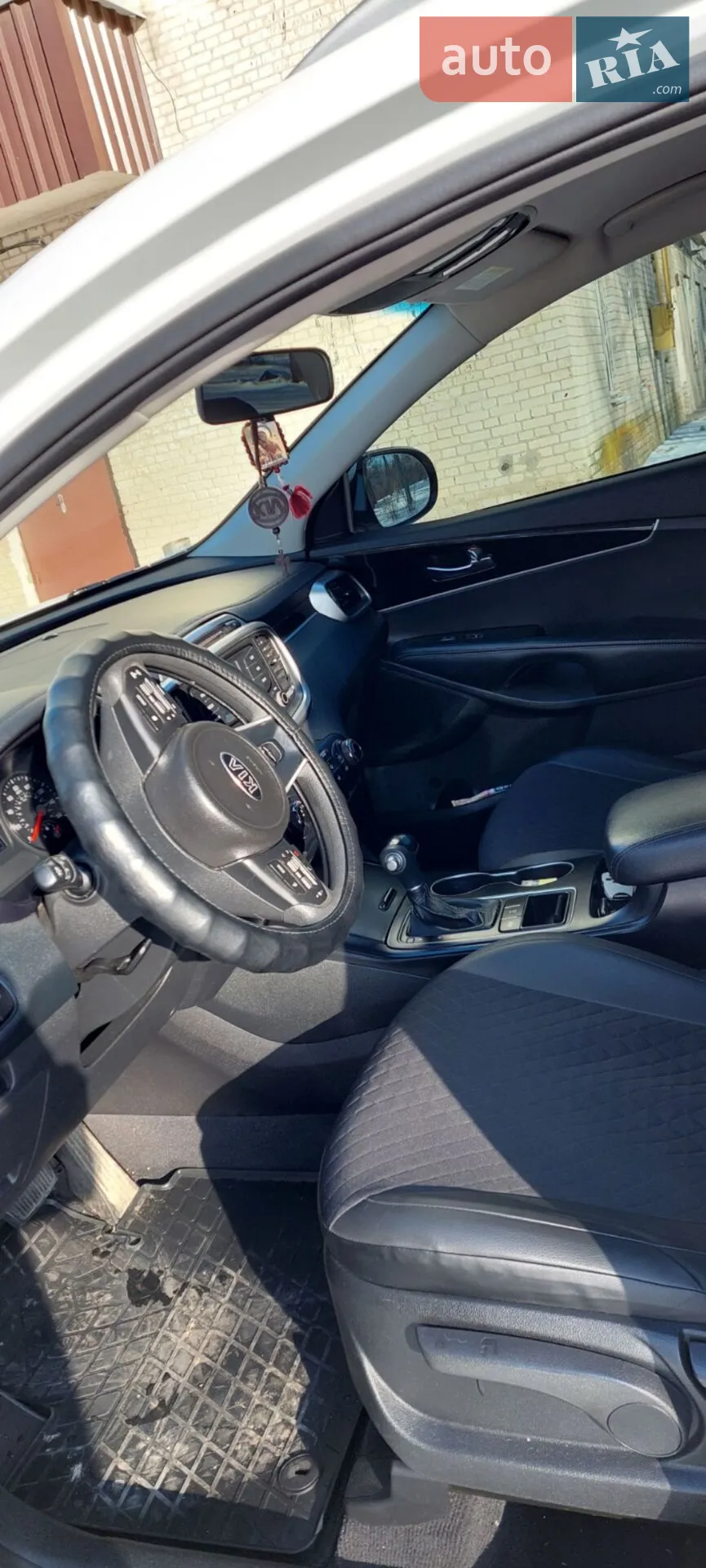 2017 Kia Sorento - мініатюра 6