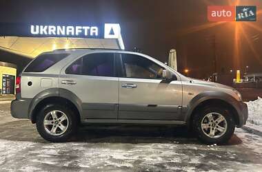 Внедорожник / Кроссовер Kia Sorento 2003 в 