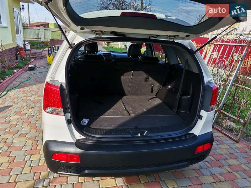 Внедорожник / Кроссовер Kia Sorento 2010 в Житомире