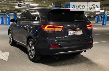 Позашляховик / Кросовер Kia Sorento 2016 в Києві