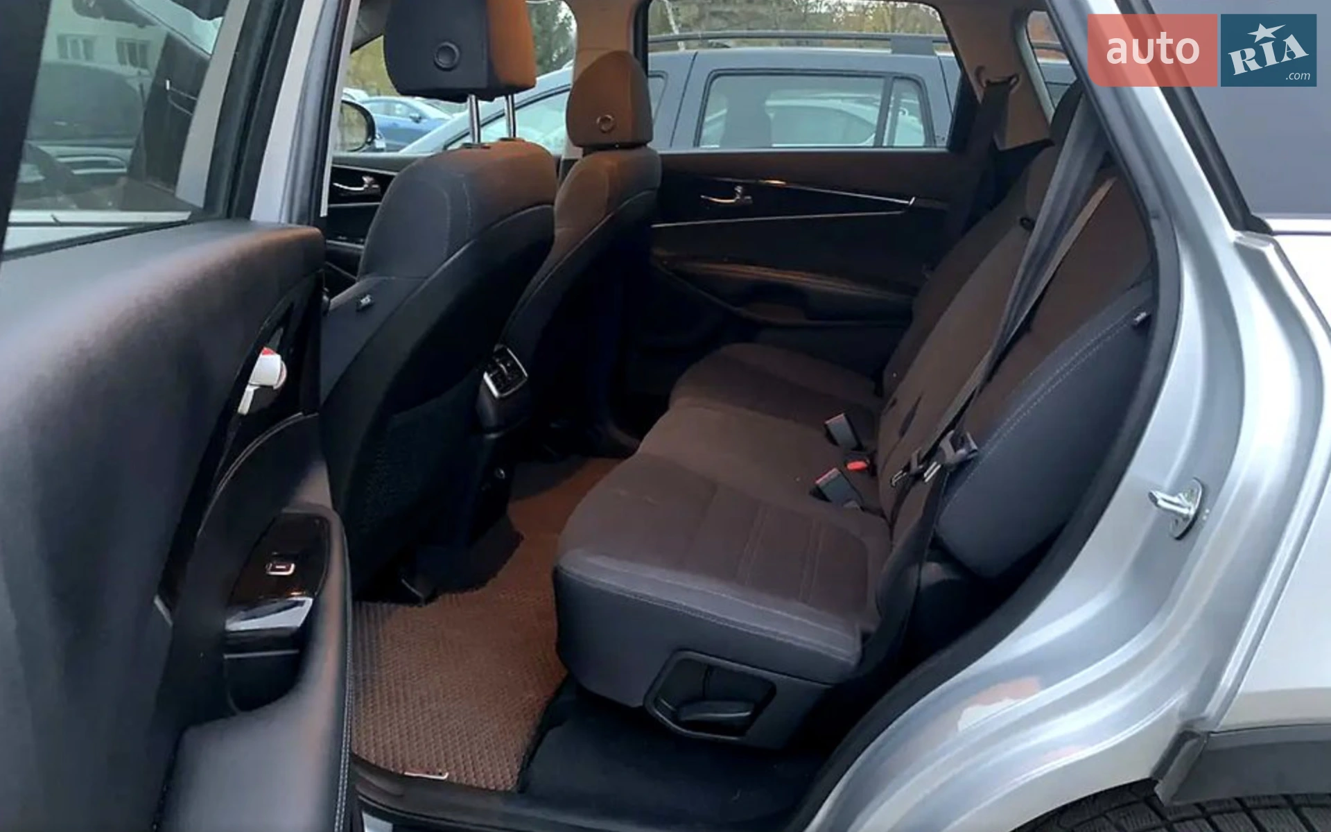 2017 Kia Sorento - мініатюра 6