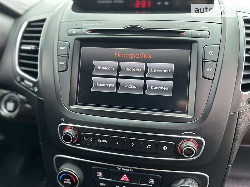 Внедорожник / Кроссовер Kia Sorento 2012 в Трускавце