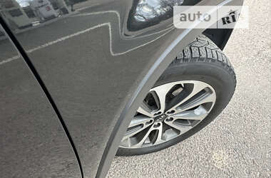 Позашляховик / Кросовер Kia Sorento 2012 в  фото 34 Позашляховик / Кросовер Kia Sorento 2012 в