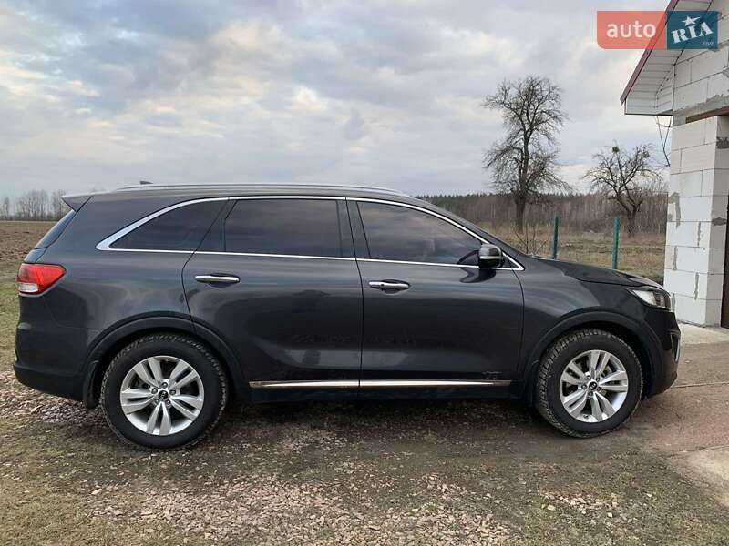Внедорожник / Кроссовер Kia Sorento 2016 в Бородянке