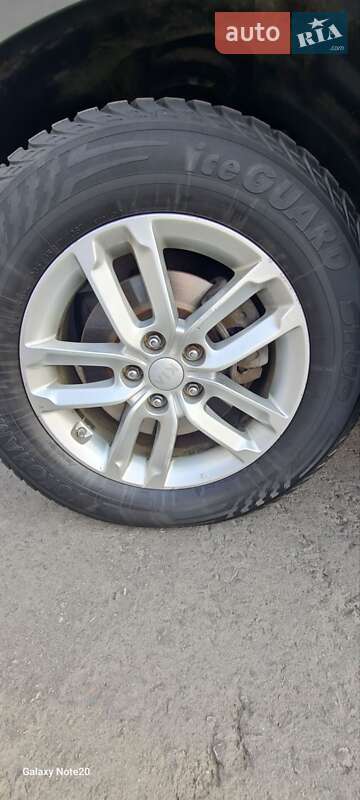 Позашляховик / Кросовер Kia Sorento 2013 в Києві