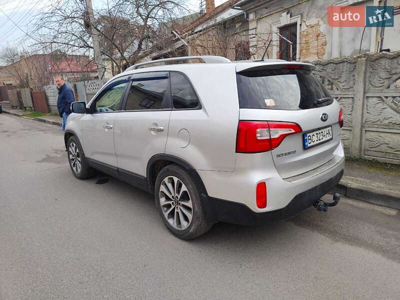 Позашляховик / Кросовер Kia Sorento 2014 в Жовкві