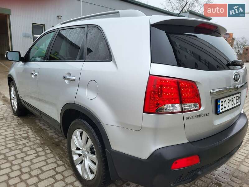 Внедорожник / Кроссовер Kia Sorento 2010 в Чорткове фото 12 Внедорожник / Кроссовер Kia Sorento 2010 в Чорткове