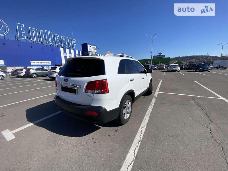 Позашляховик / Кросовер Kia Sorento 2011 в Мукачевому