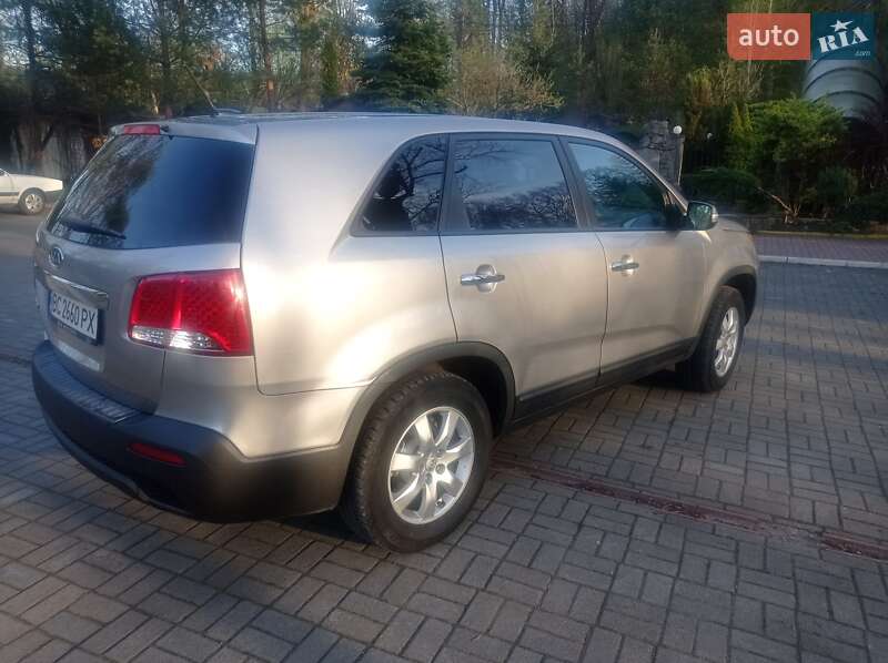 Внедорожник / Кроссовер Kia Sorento 2012 в Дрогобыче