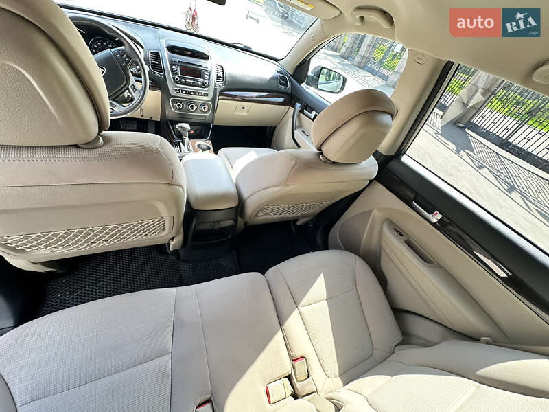 Внедорожник / Кроссовер Kia Sorento 2014 в Николаеве