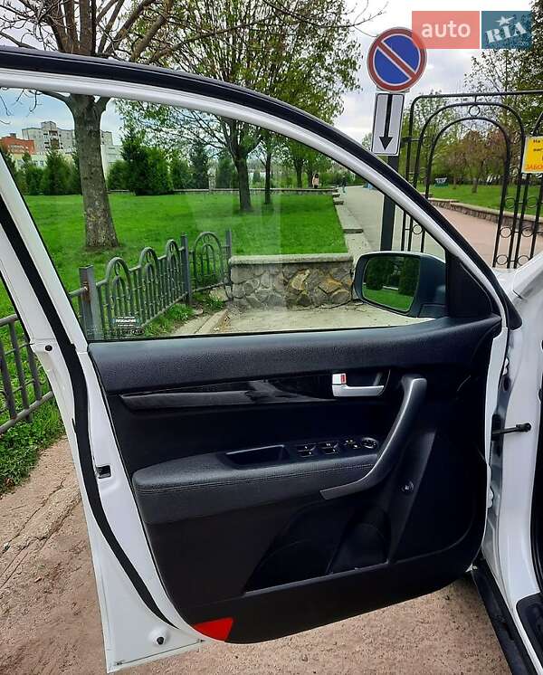 Внедорожник / Кроссовер Kia Sorento 2014 в Сумах