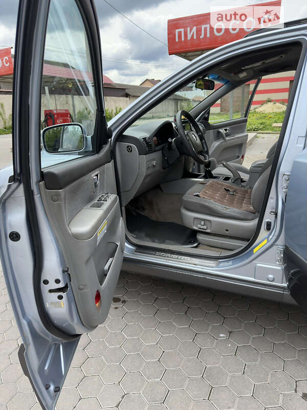 Внедорожник / Кроссовер Kia Sorento 2005 в Кременце