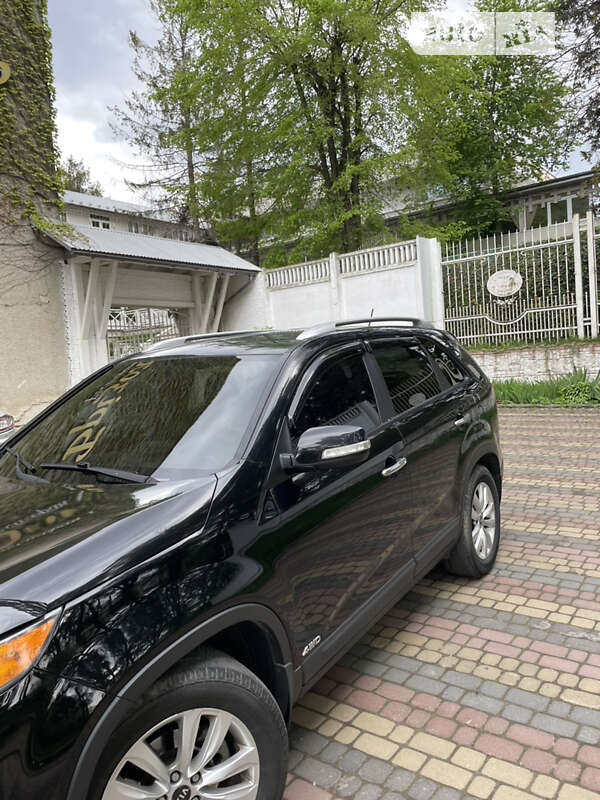 Внедорожник / Кроссовер Kia Sorento 2010 в Черновцах