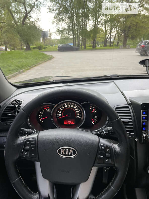 Внедорожник / Кроссовер Kia Sorento 2010 в Черновцах