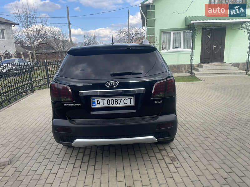 Позашляховик / Кросовер Kia Sorento 2011 в Івано-Франківську