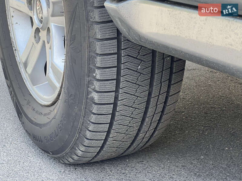 Внедорожник / Кроссовер Kia Sorento 2003 в Виннице