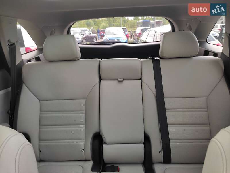 Внедорожник / Кроссовер Kia Sorento 2016 в Львове