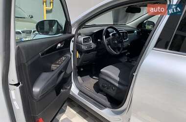 Внедорожник / Кроссовер Kia Sorento 2016 в 
