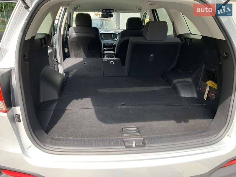 Позашляховик / Кросовер Kia Sorento 2016 в Івано-Франківську фото 20 Позашляховик / Кросовер Kia Sorento 2016 в Івано-Франківську