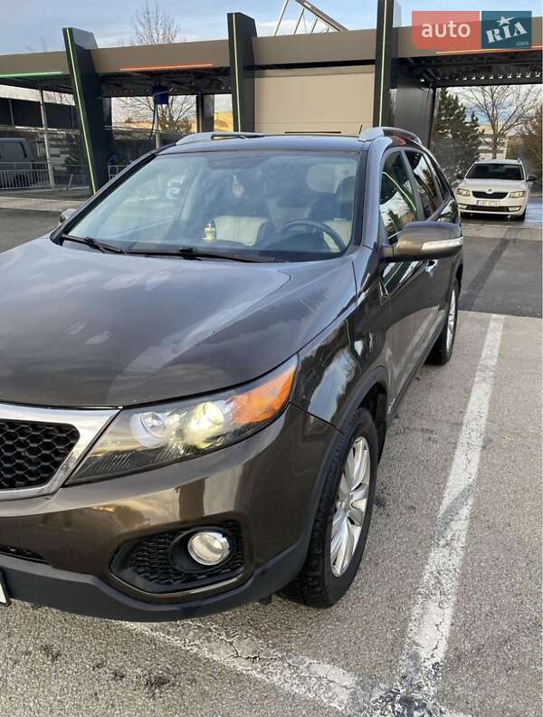 Позашляховик / Кросовер Kia Sorento 2011 в Хусті