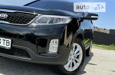 Внедорожник / Кроссовер Kia Sorento 2012 в Львове