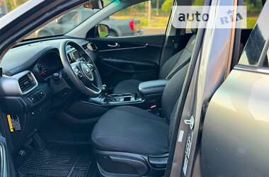 Позашляховик / Кросовер Kia Sorento 2017 в Києві