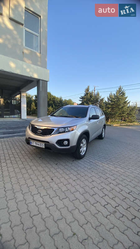 Внедорожник / Кроссовер Kia Sorento 2011 в Ивано-Франковске