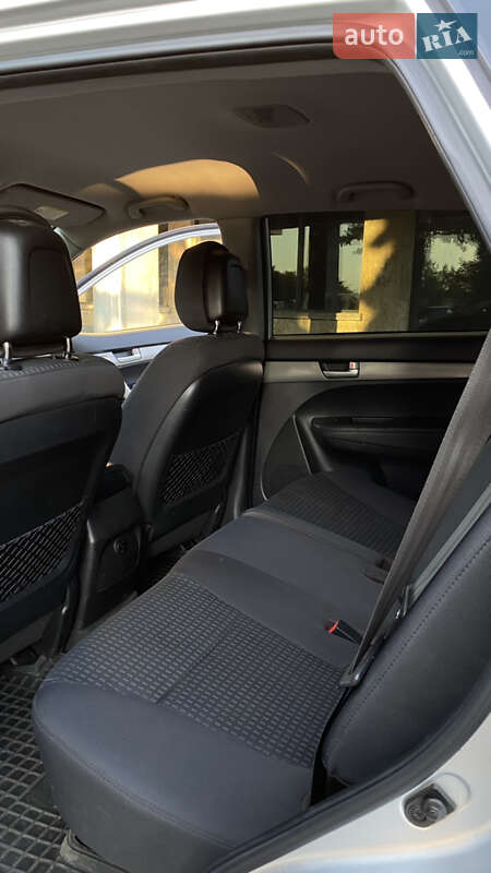 Внедорожник / Кроссовер Kia Sorento 2011 в Ивано-Франковске