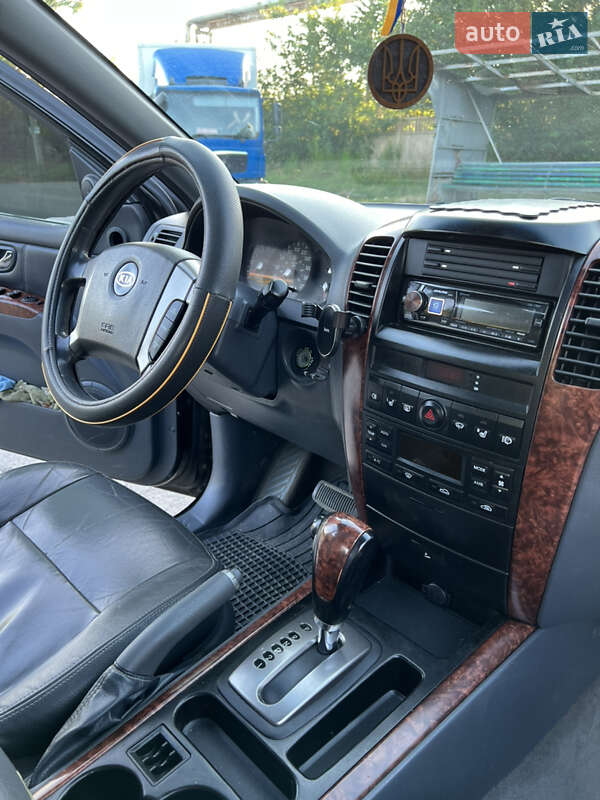 Позашляховик / Кросовер Kia Sorento 2003 в Кривому Розі