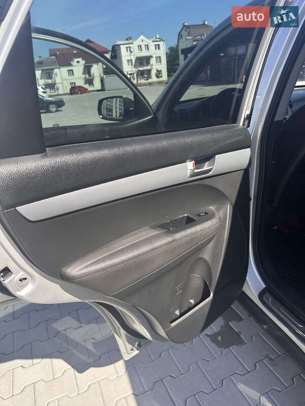 Позашляховик / Кросовер Kia Sorento 2013 в Львові